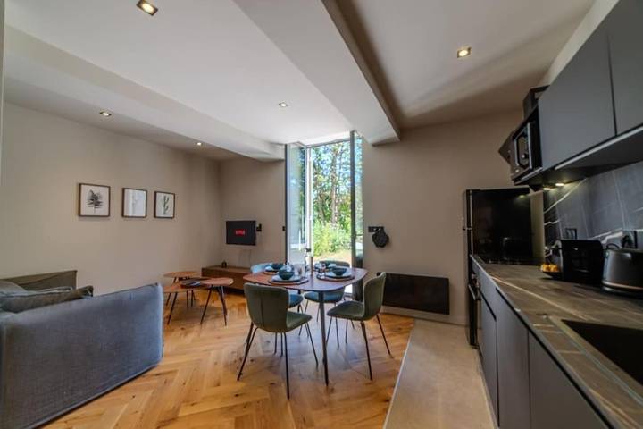 Appartement de vacances pour 4 personnes, avec Balcon ainsi que Terrasse et Jardin