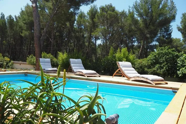 Chalet para 6 personas, con piscina además de jardín y jacuzzi - 1