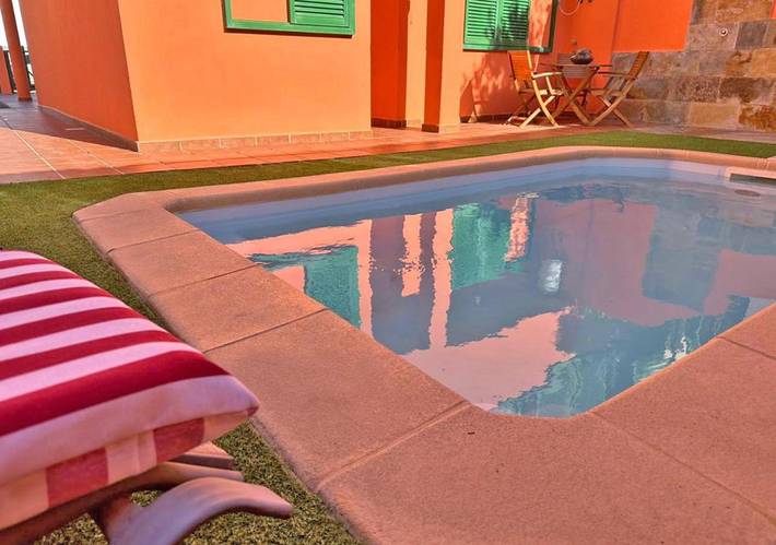 Casa rural para 4 personas, con jardín además de piscina y vistas, Se admiten mascotas en Tuineje - 2