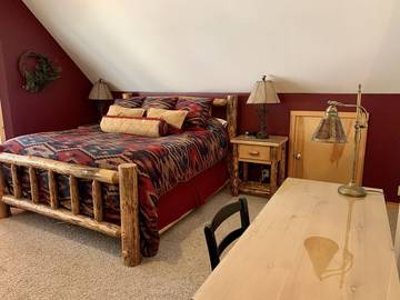 Vacation House for 8 Guests in Sunriver, Oregon, Picture 4