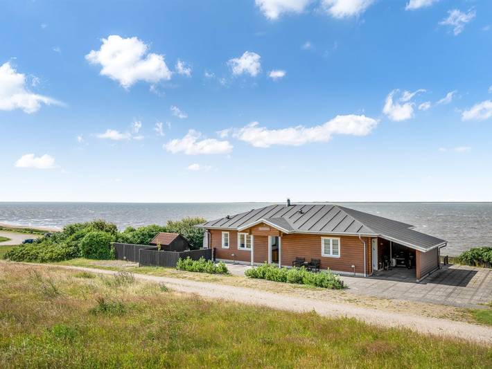 Ferieudlejning for 4 personer, med Terrasse i Esbjerg
