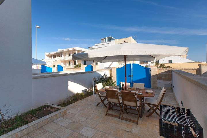 Location de vacances pour 10 personnes, avec balcon/terrasse, animaux acceptés dans Marina di Pescoluse - 4