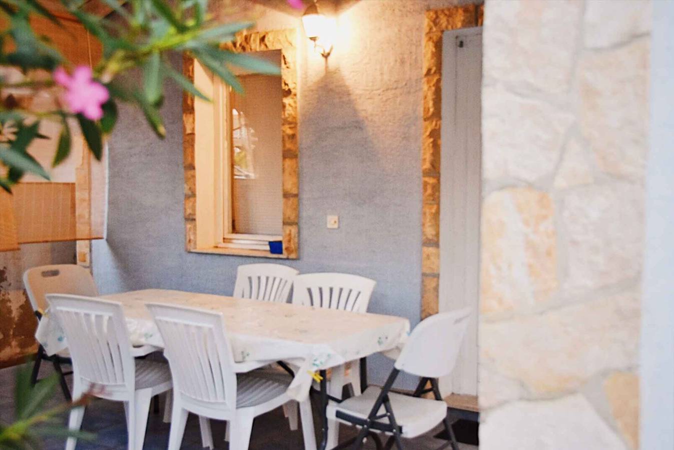 Ferienhaus mit Grillmöglichkeit und Klimaanlage in Vir