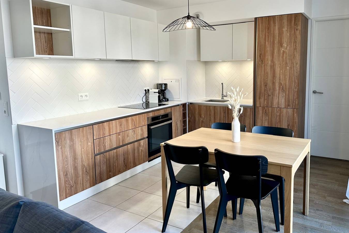 Ganze Wohnung, Luminous apartment with terraces in Saint-Denis, Seine-Saint-Denis