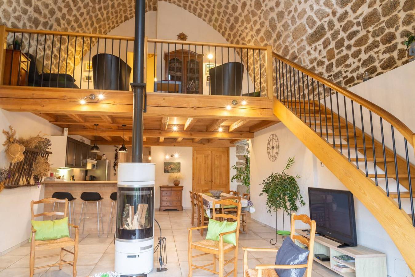 Gîte de la Cascade 6/8 pers à Rûnes in Pont-de-Montvert-Sud-Mont-Lozère, Cevenas