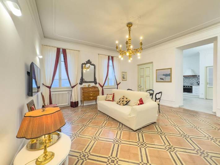 Location de vacances pour 4 personnes, avec vue et jardin à Serralunga d'Alba