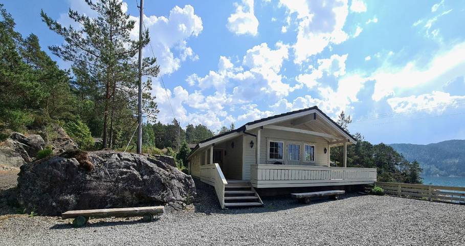 Glamping voor 5 personen, met terras en tuin in Noorwegen