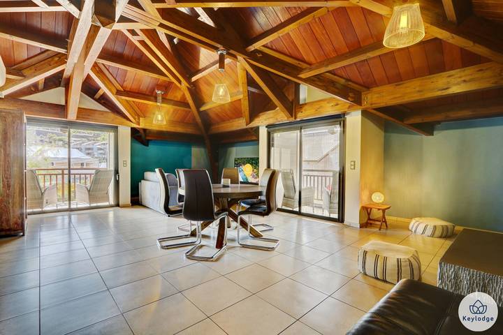 Gîte pour 8 personnes, avec terrasse dans Saint-Gilles les Bains - 3