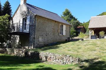 Gîte pour 6 personnes, avec balcon et jardin à Saint-Léonard-des-Bois