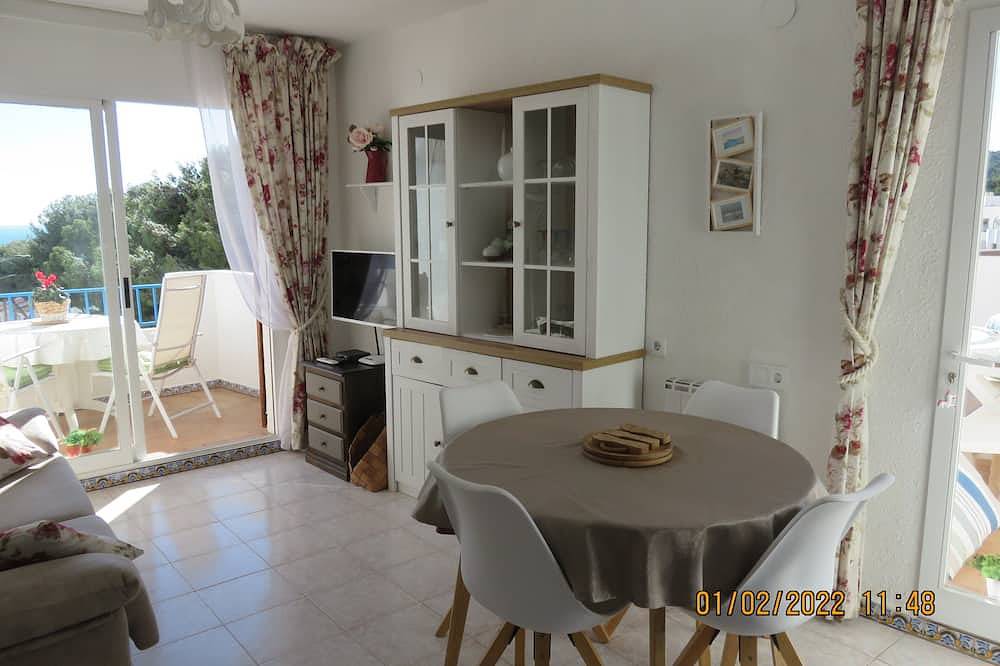 Geheel appartement, Spanish Mont-St-Michel. Two terraces with sea view. Two Tvs + Wifi in Peñiscola, Costa del Azahar