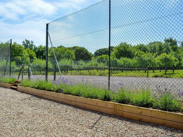 Deer Cottage 1 Uk39330 in Biddenden, Ashford region
