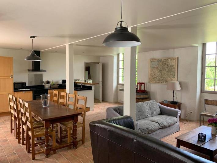 Location de vacances pour 8 personnes, avec jardin et vue à Chambellay