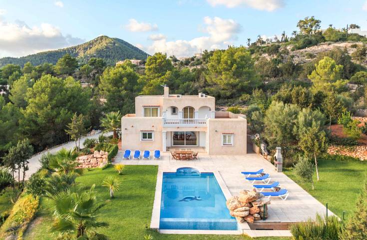 Villa pour 8 personnes, avec jardin dans Sant Josep de sa Talaia