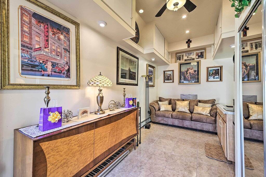 Ganze Wohnung, Cozy & Convenient Elmont Retreat w/ Patio! in Elmont, Nassau County