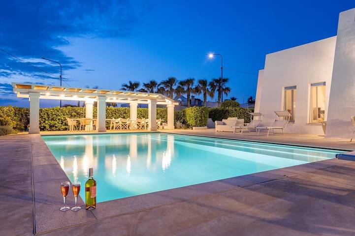 Villa per 8 persone, con giardino in Torre Suda