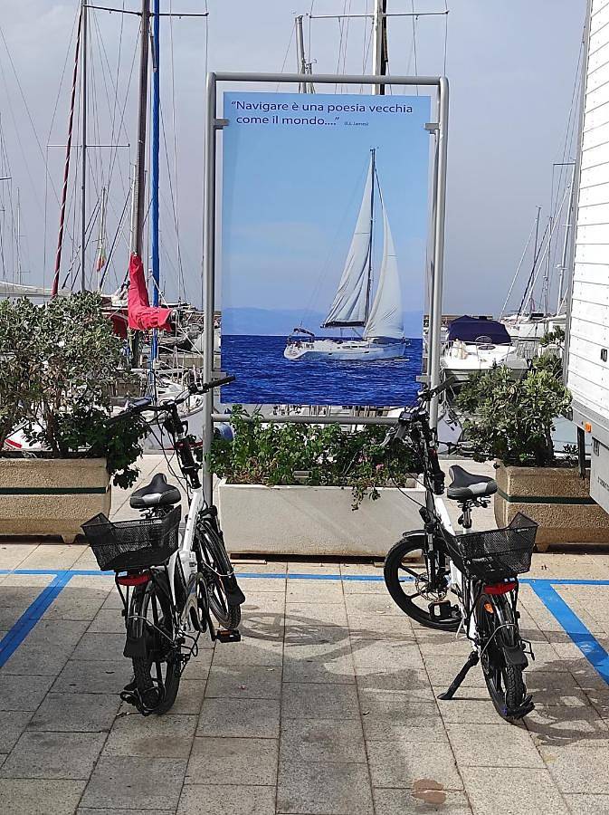 Boot für 2 Personen, mit Balkon und Terrasse sowie Ausblick in Italien - 4