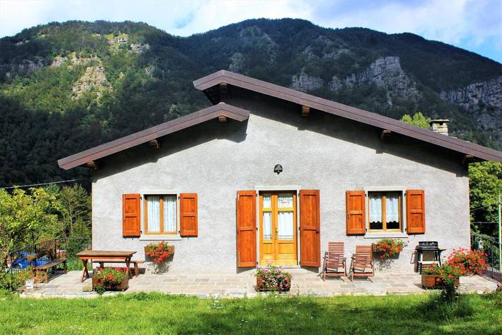Chalet per 6 persone, con giardino e panorama - 1