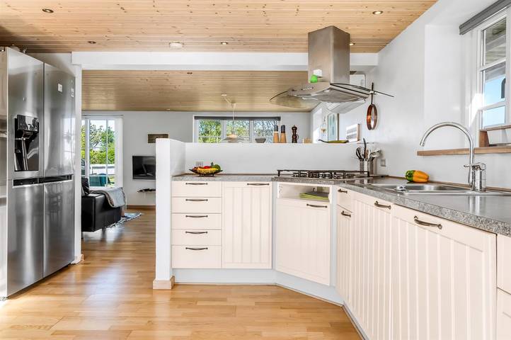 Ferienhaus mit Meerblick für 5 Personen, mit Balkon und Whirlpool auf Læsø - 4