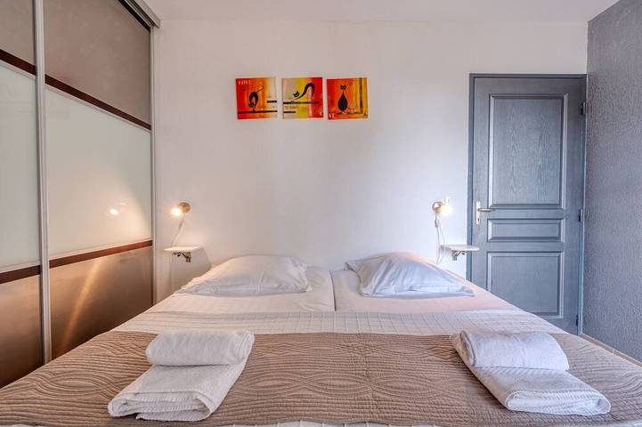 Gîte pour 6 personnes, avec balcon et piscine dans Parc de Vaugrenier - 2