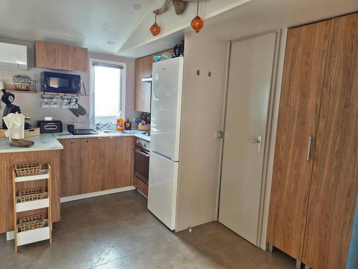 Camping pour 8 personnes, avec vue ainsi que piscine et jardin, animaux acceptés dans Claouey - 3