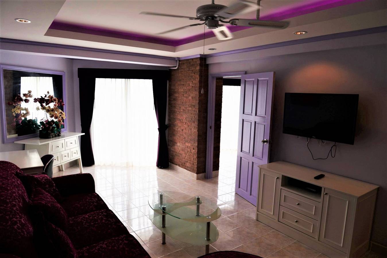 Geheel vakantieappartement, Superb 1 bed at Jomtien Beach in Pattaya, Changwat Chonburi