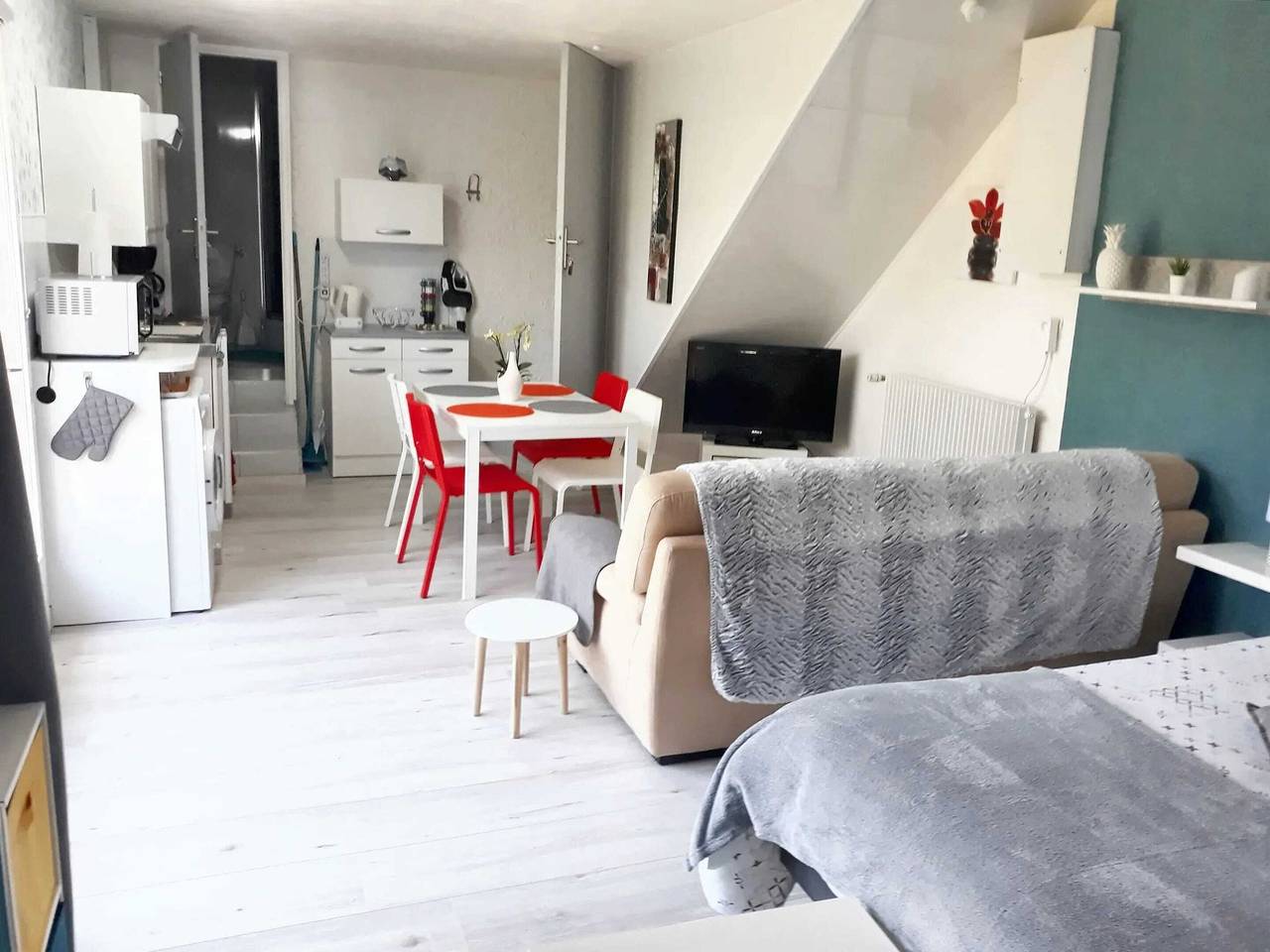 Ganzes Studio, Charmantes Studio in Saint-Apollinaire 30 m² mit Gemeinschaftspool in Saint-Apollinaire (Côte-d'Or), Dijon und Umgebung