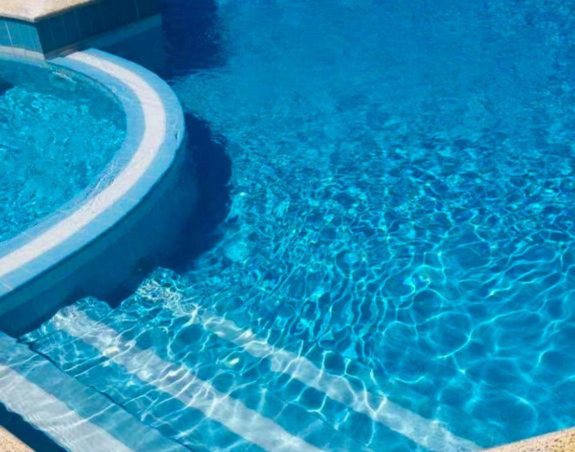 Peperosa Rooms and Events - Peaceful countryside escape with pool, private parking, just minutes from the sea, Anzio and Nettuno in Nettuno, Provincia di Roma