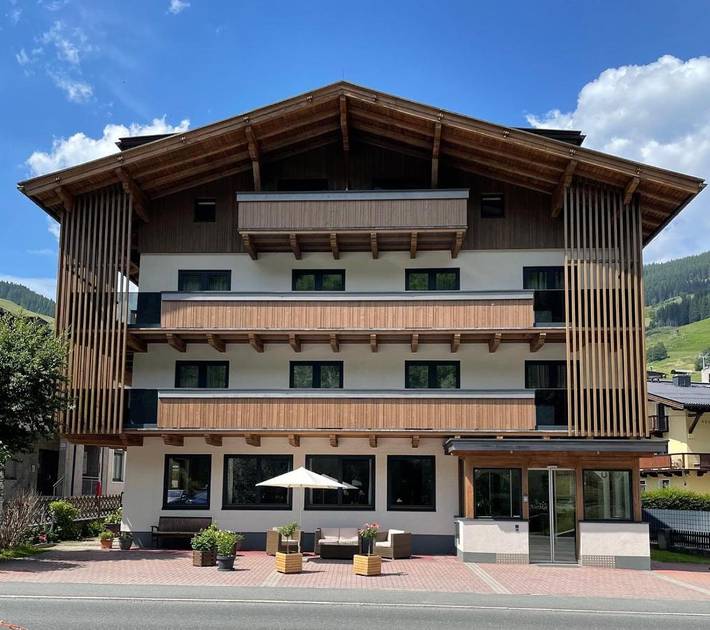 B&B für 3 Personen, mit Balkon und Sauna sowie Ausblick in Saalbach