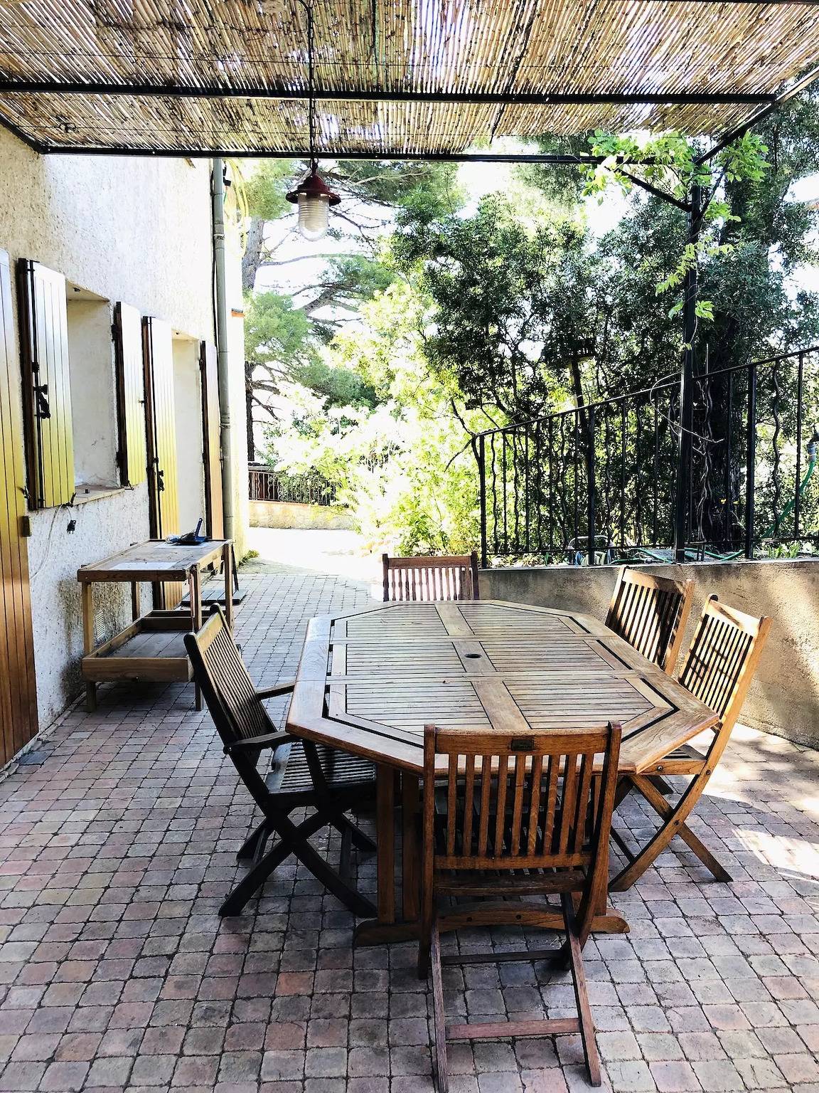 Ganze Wohnung, Ferienwohnung mit Terrasse 3 Zimmer 5 Personen - Auswahl in Sanary-sur-Mer, Toulon Region