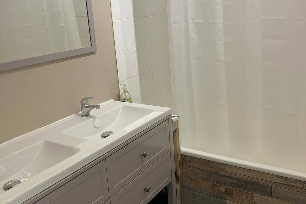 Entire apartment, Studio 35m2 Near Versailles Paris 20 min in Le Chesnay, Yvelines