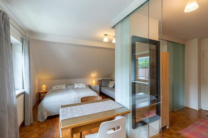 Gîte pour 10 personnes, avec Piscine et Vue à Weyer