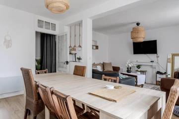 Gîte pour 10 personnes, avec vue et terrasse à Faremoutiers