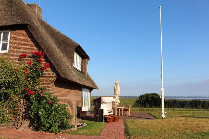 Ferienhaus für 4 Personen, mit Terrasse und Garten sowie Sauna und Ausblick in Morsum