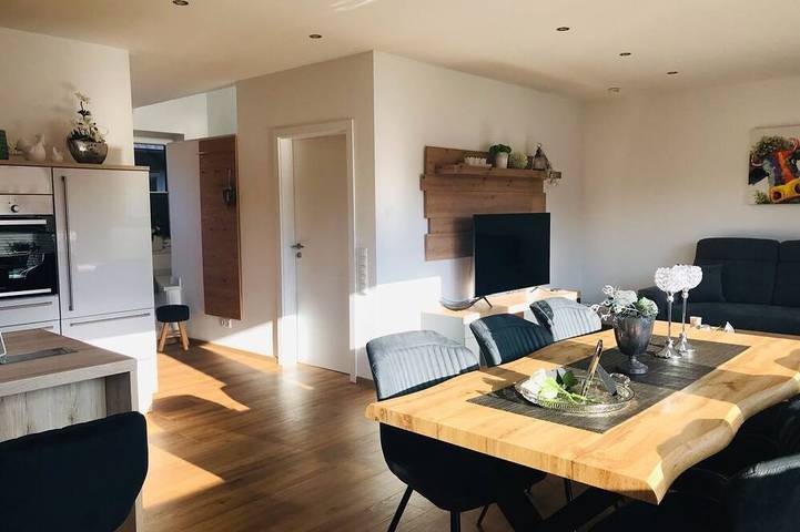 Ferienhaus für 6 Personen, mit Terrasse und Garten in Großheide