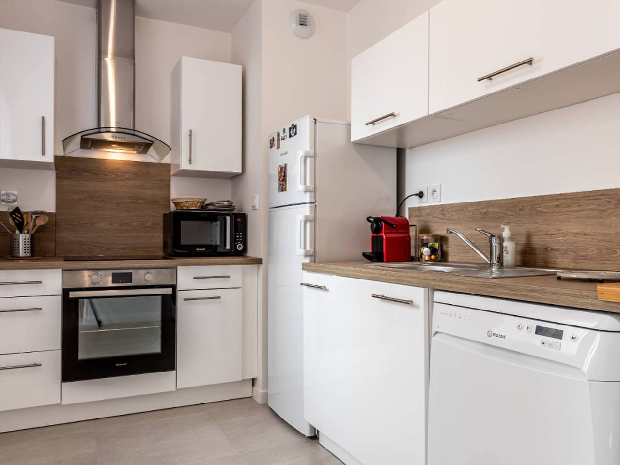 Appartement entier, Appartement Moderne avec Terrasse et Parking à Anglet - 4 Pers. in Anglet, Région de Bayonne