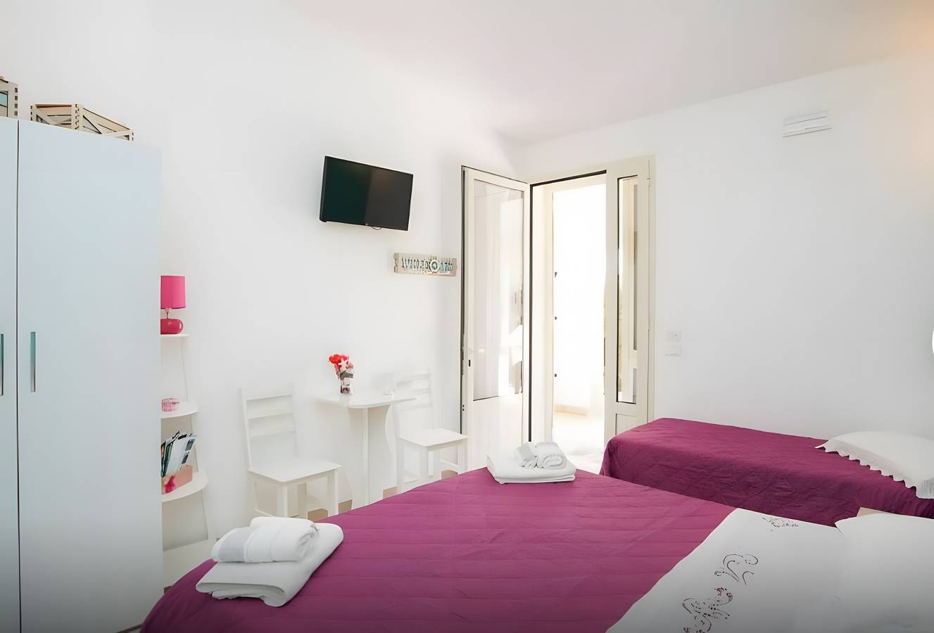 Chambre 'Ulivo' avec vue sur le lac, Wi-Fi et climatisation in Région d'Otranto, Province de Lecce