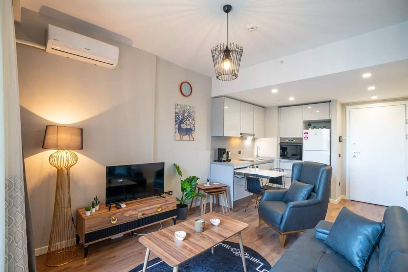 Apartamento entero, Stylish 1-Bedroom  Apt- Experience City's Pulse in Estambul, Región del Mármara