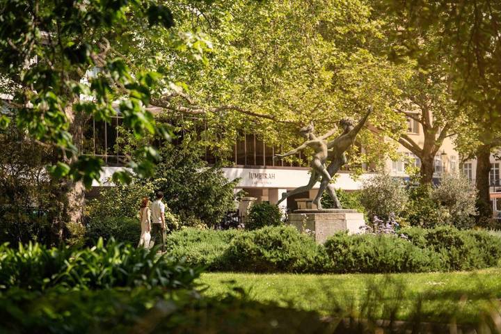 Hotel for 2 people, with Hot tub and Terrace as well as Pool and Sauna in Knightsbridge