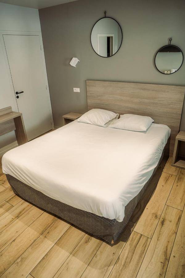 Classic Double Room in Les Monts d'Aunay, Région de Vire
