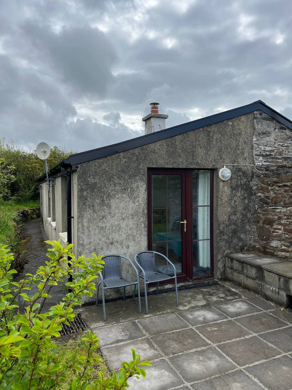 Geheel vakantieappartement, Apartment Sleeps 2 with Parking in County Cork