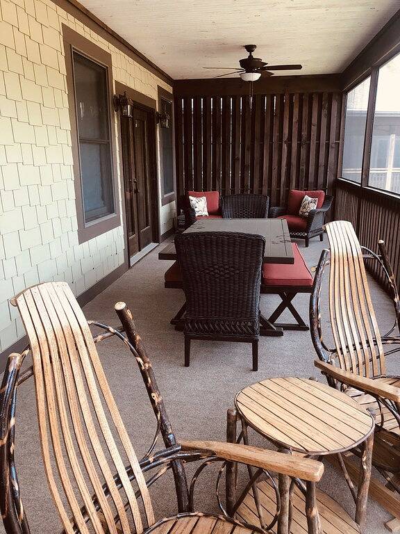 Vacation rental for 10 people, with hot tub and terrace in Lake Burton