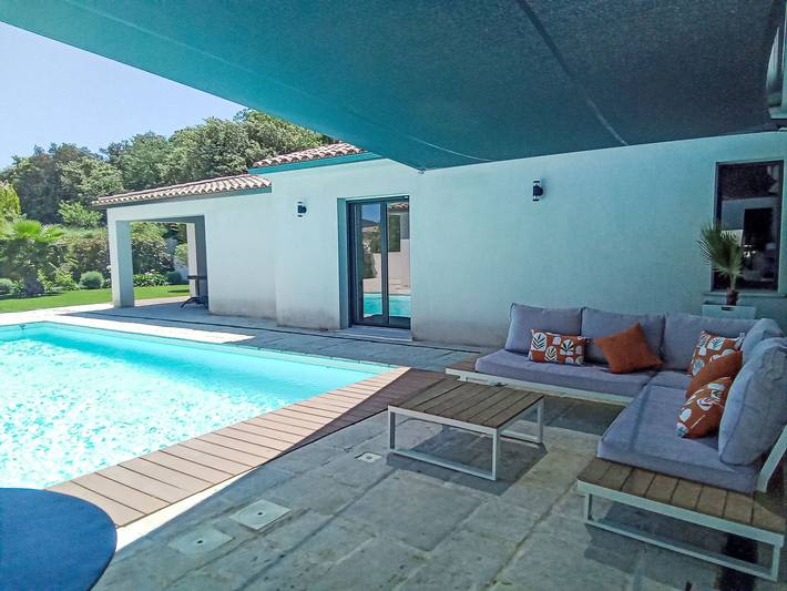 Location de vacances pour 6 personnes, avec jardin et terrasse à Le Plan-de-la-Tour - 2