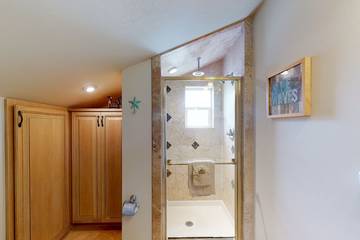 Vacation House for 4 Guests in Miramar Beach, Emerald Coast, Picture 3