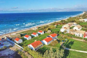 Bungalow für 5 Personen, mit Garten und Balkon auf Korfu