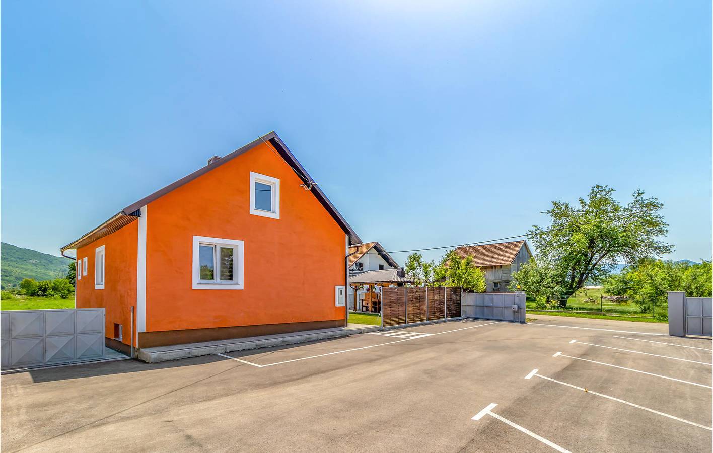 Geheel vakantieappartement, Vakantieappartement voor 4 personen met uitzicht in Prozor, Lika-Senj