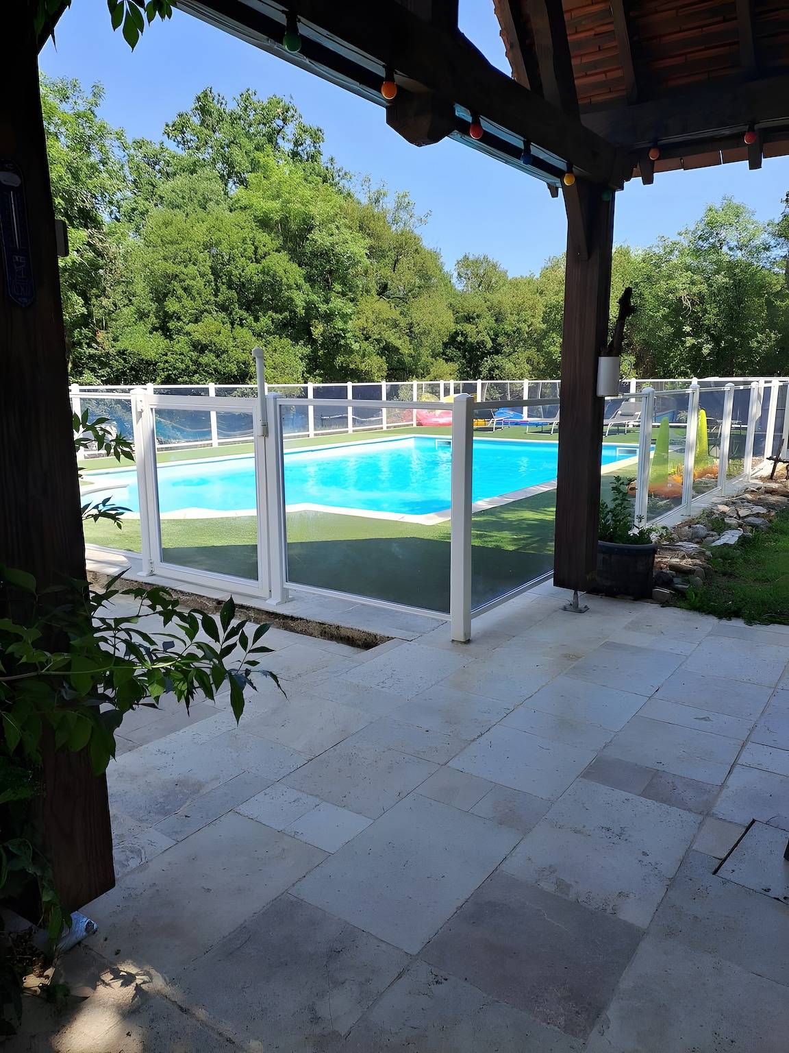 Maison de vacances « Gîte Gouffre D'amour » avec piscine privée, terrasse et Wi-Fi in Padirac, Quercy