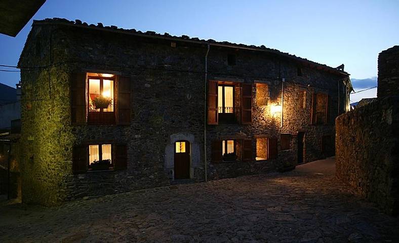 Gîte pour 7 personnes, avec Terrasse et Jardin à Pardines
