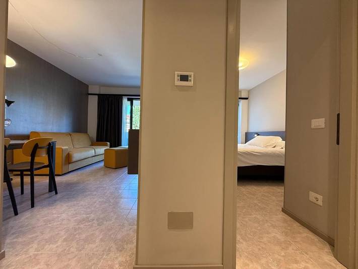 Ferienwohnung für 2 Personen, mit Ausblick und Pool sowie Garten in Livorno - 4