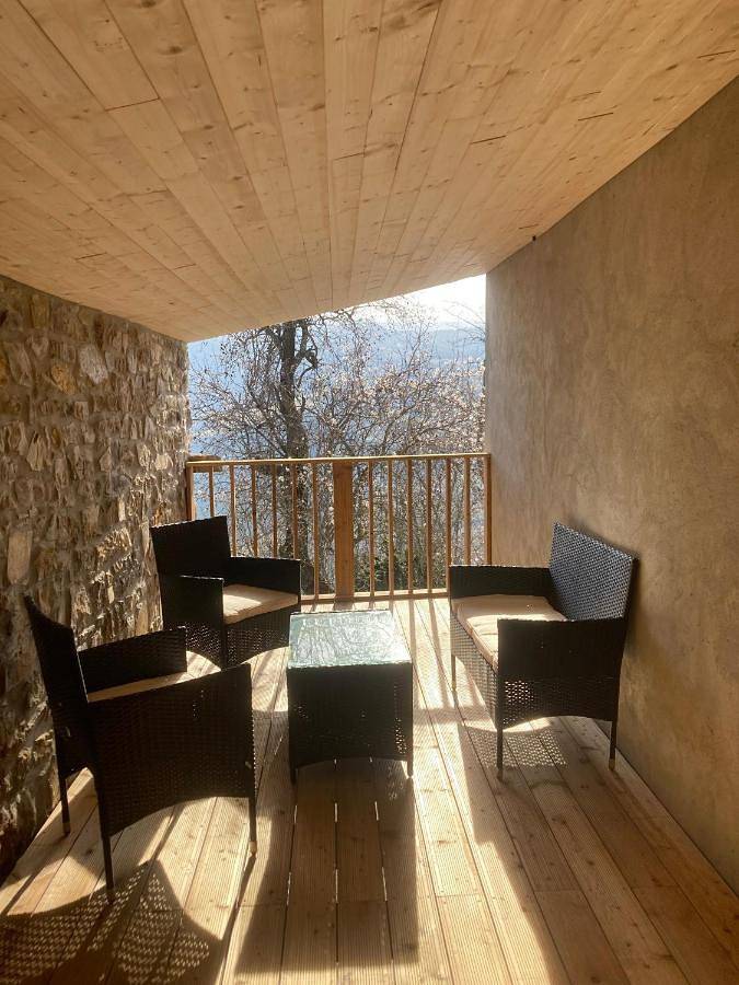 Location de vacances pour 4 personnes, avec Balcon et Terrasse ainsi que Jardin et Vue à Bobbio