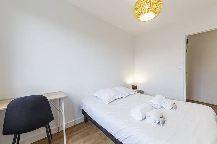 Ganze Wohnung, Appartement chaleureux au cœur du centre-ville in Laval, Mayenne